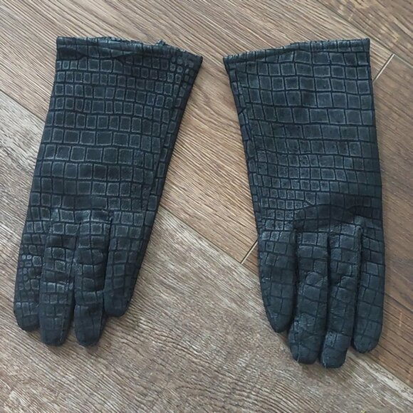 Leather gloves - Picture 8 of 16